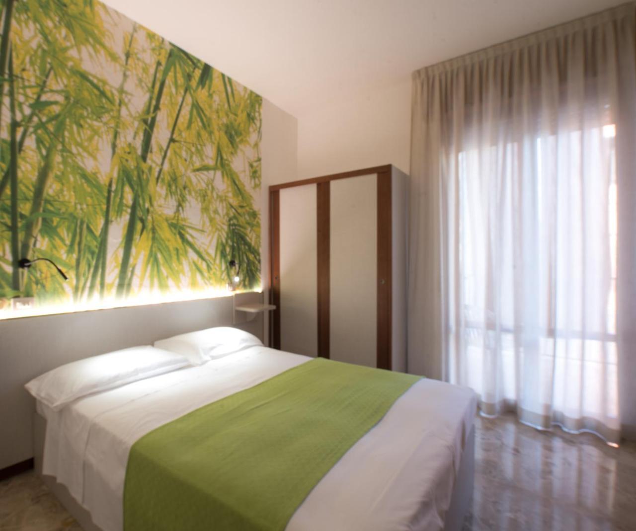 Hotel Fabrizio Rimini Oda fotoğraf