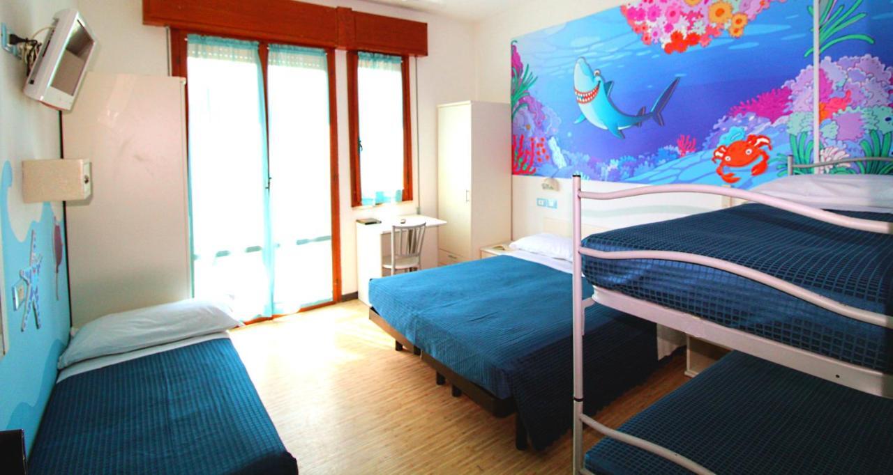 Hotel Fabrizio Rimini Dış mekan fotoğraf